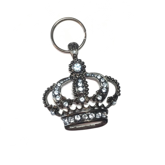 Bauble-n-Brooke Accessories - Crown Keychain with Light Blue Rhinestones